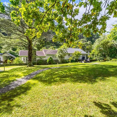 Pinehaven Cottage アッパー・ハット エクステリア 写真