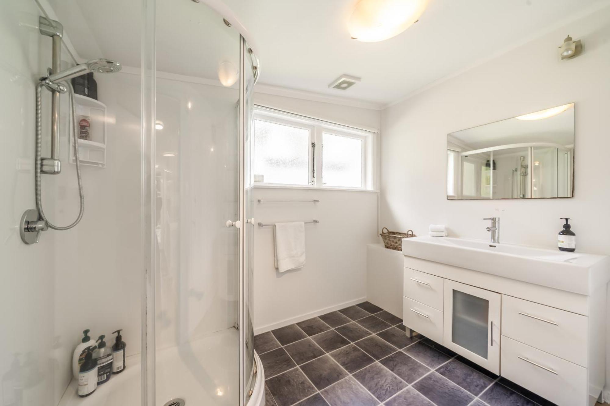 Pinehaven Cottage アッパー・ハット エクステリア 写真